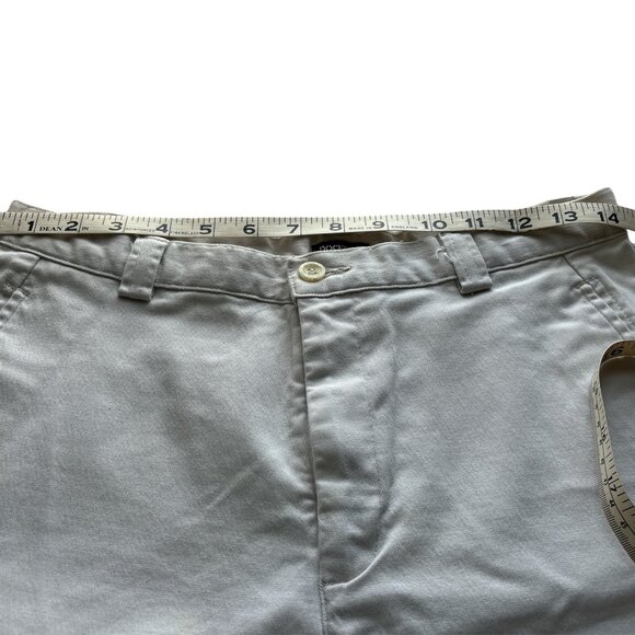 Women's Docker Short Light Khaki Size 10 6" Inseam - Picture 2 of 7